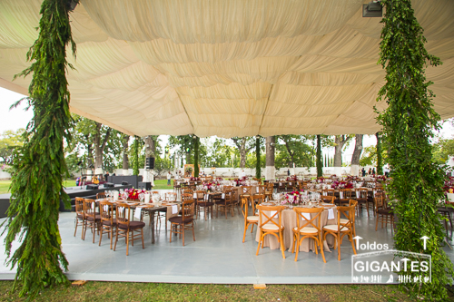 Toldo blancoen Parras